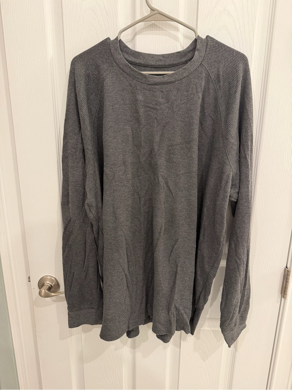 GAP Men's Charcoal Thermal Crewneck Long-Sleeve Shirt